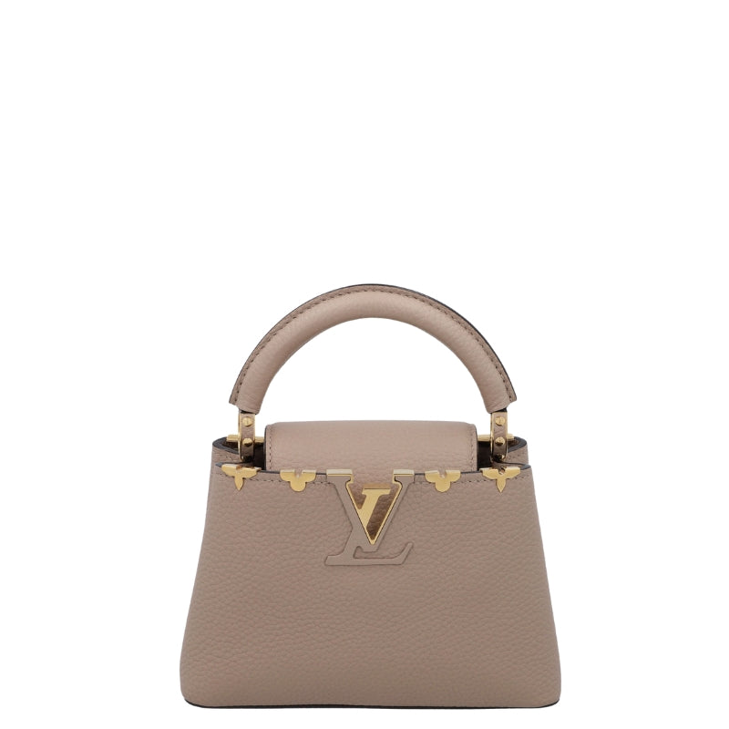 Louis Vuitton Capucines MM
